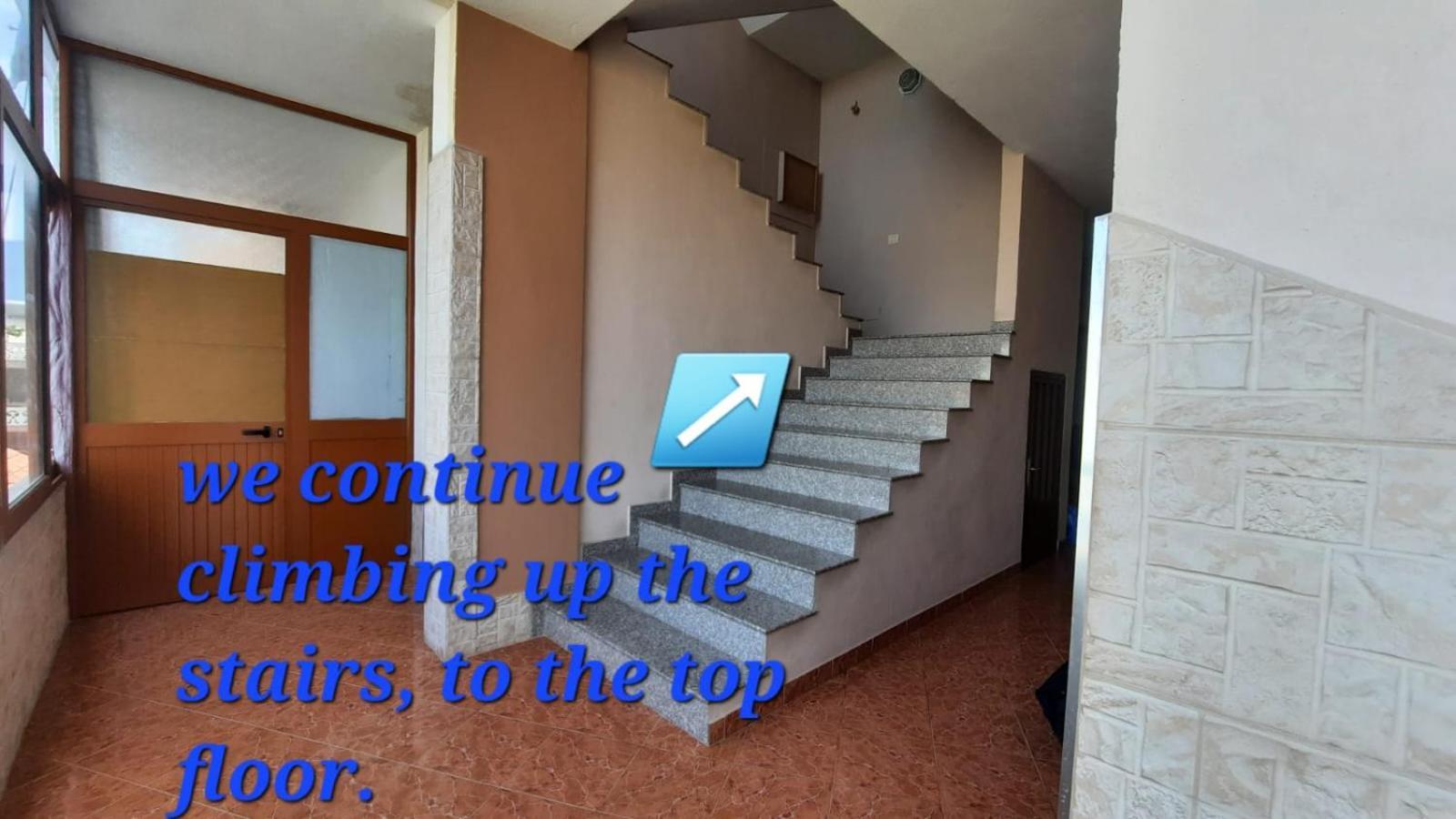 Crew Hostel 티라나 외부 사진